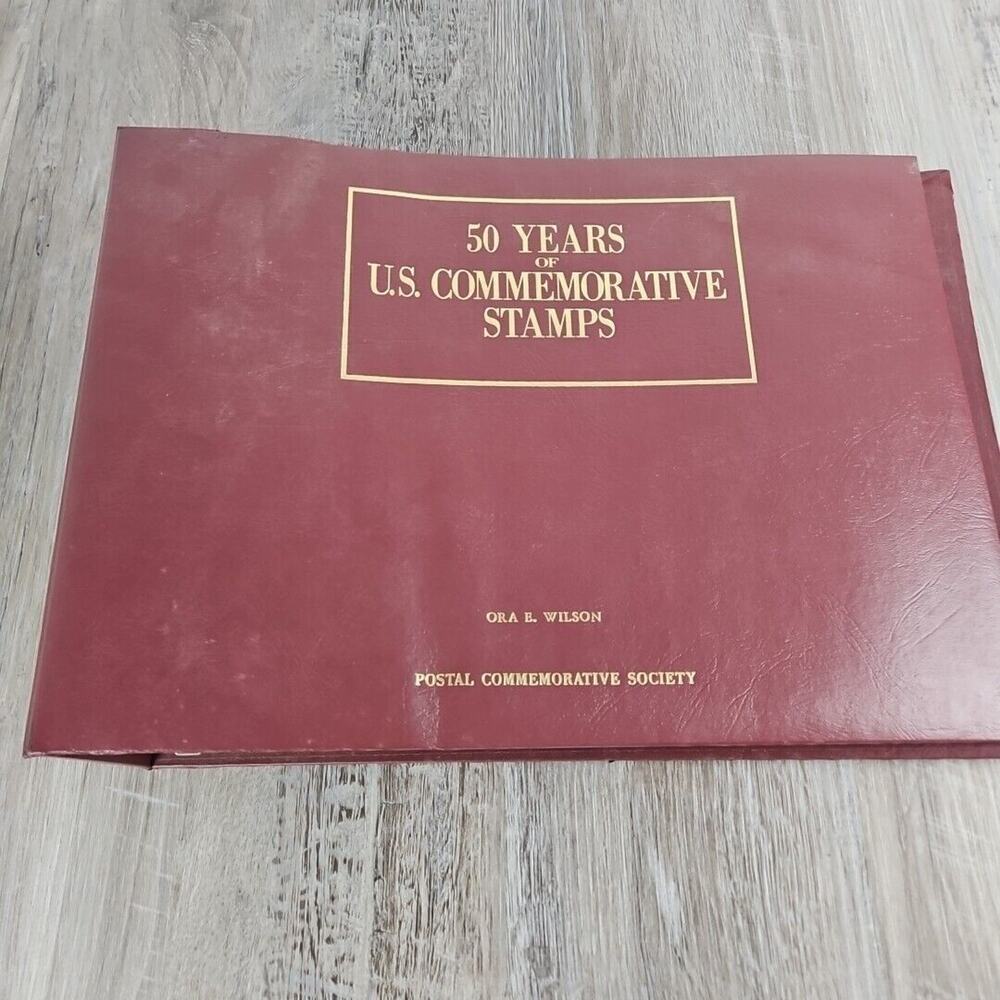 Vintage Postal Commemorative Society 50 Years of US Stamps 3-Ring 1939 - 1945